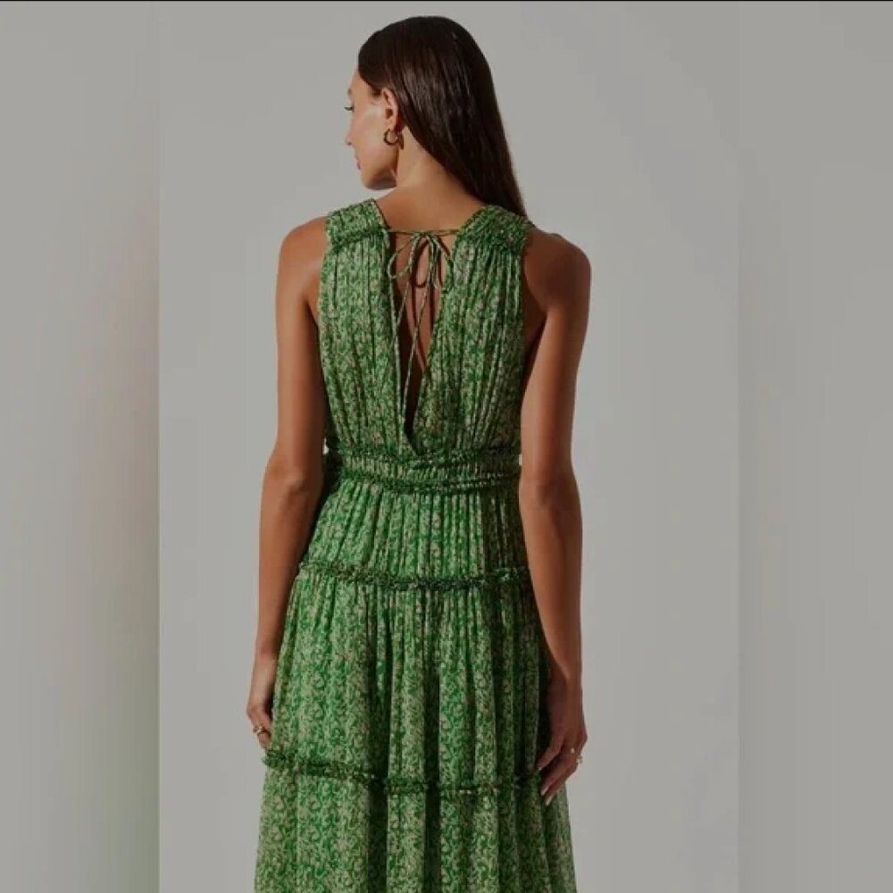 ASTR The Label Edessa Tiered Ruffle Maxi - Picture 2 of 7